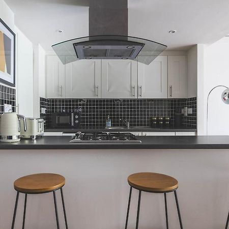 2Bed Stratford Apt With Easy Access To Central London, O2, Excel, Parking Nearby Екстер'єр фото