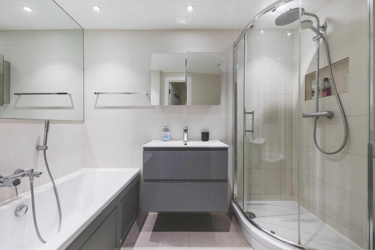 2Bed Stratford Apt With Easy Access To Central London, O2, Excel, Parking Nearby Екстер'єр фото